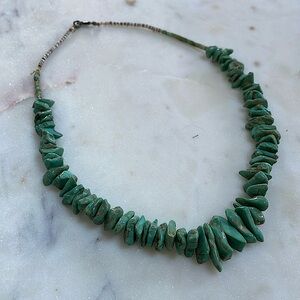 Vintagege genuine turquoise Native American necklace with sterling silver clasp